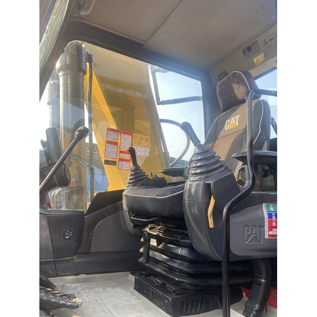 2023 Carter 324D2-45160306