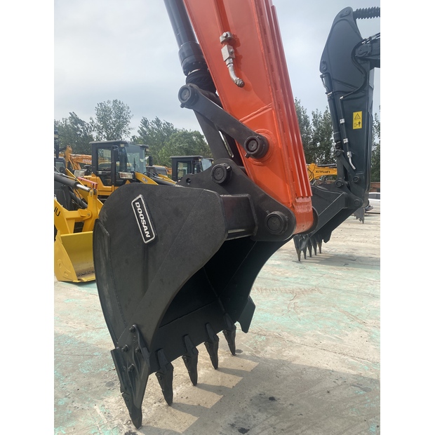 2024 Doosan DX225LCA-45160388