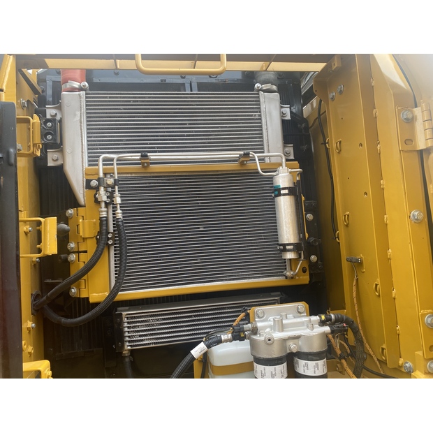 2024 Carter 323D2-45160399