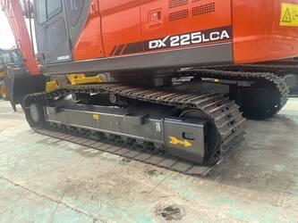 2024-doosan-dx225lca-1410647-45160408