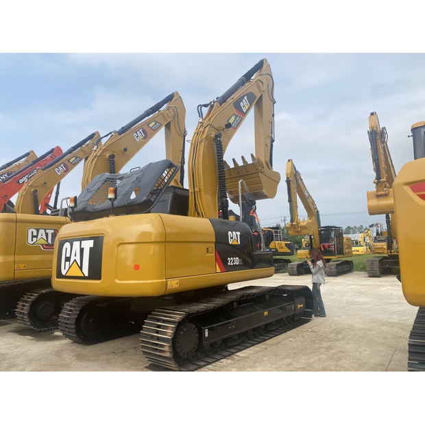 2024 Carter 323D2-45160414