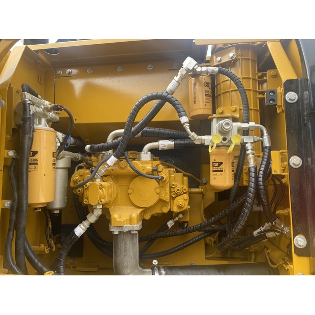 2024 Carter 323D2-45160415