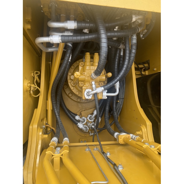 2024 Carter 323D2-45160418