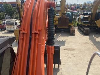 2024-hitachi-zx200-1410650-45160446