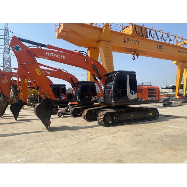 2024 هيتاشى ZX200-45160453