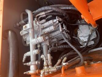 2024-hitachi-zx70-1410651-45160468