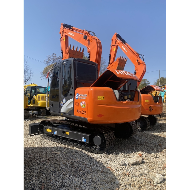 2024 Hitachi ZX70-45160469