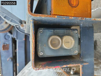 2006-daf-cf85-380-1318199-45160807