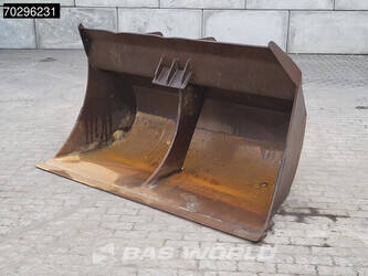 2014-komatsu-pc240lc-10-1371834-45160937