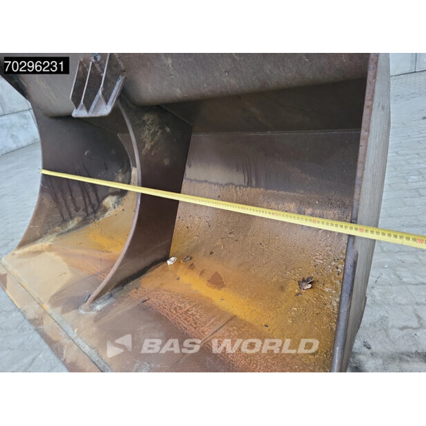 2014 كوماتسو PC240LC-10-45160941