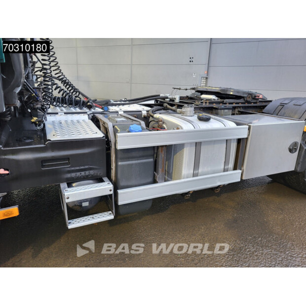 2014 فولفو FM 420-45161460