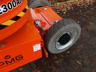 2011-jlg-e300ajp-1410678-45161711