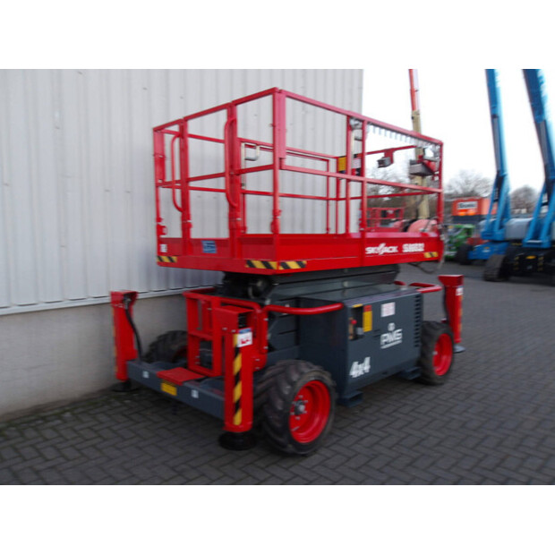 2018 SkyJack SJ6832RT-45161739