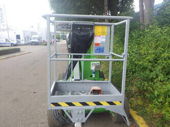 2015-nifty-hr12nde-1410682-45161751