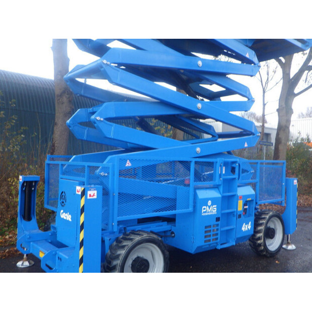 2011 Genie GS-5390-45161830