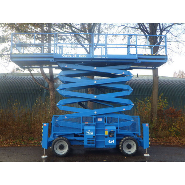 2011 Genie GS-5390-45161831