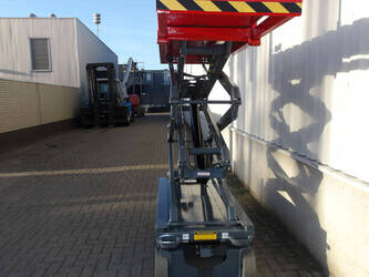 2018-skyjack-sj3215-45161892