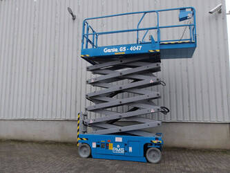 2012-genie-gs-4047-1410704-45161991