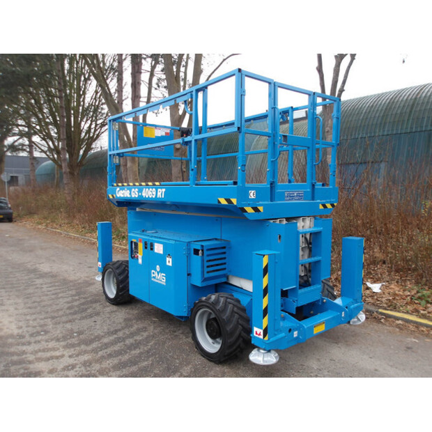 2017 Genie GS-4069RT-45162004