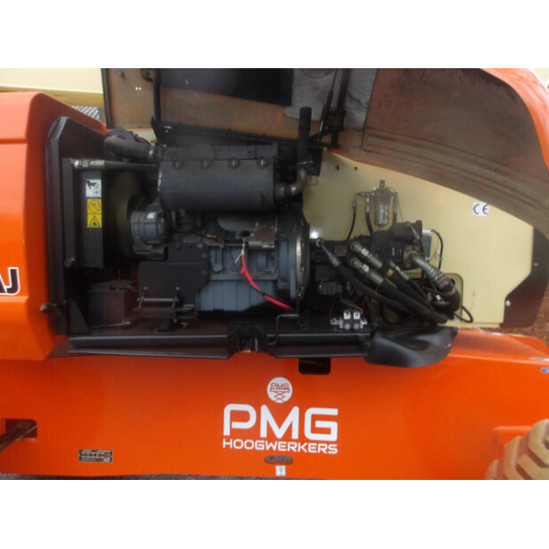 2011 JLG 800AJ-45162076