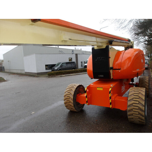 2011 JLG 800AJ-45162080
