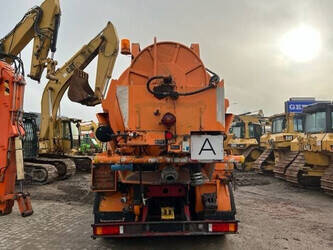 1995-man-35-402-1410714-45162142