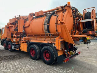 1995-man-35-402-1410714-45162145