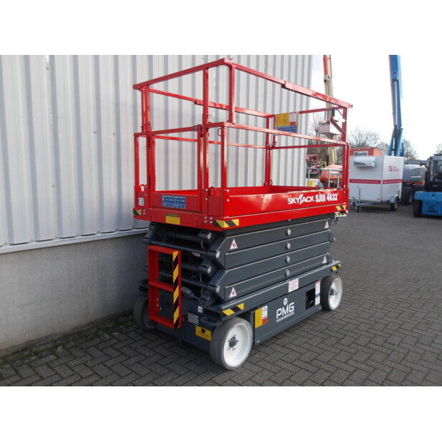 2014 سكايجاك SJ4632-45162868