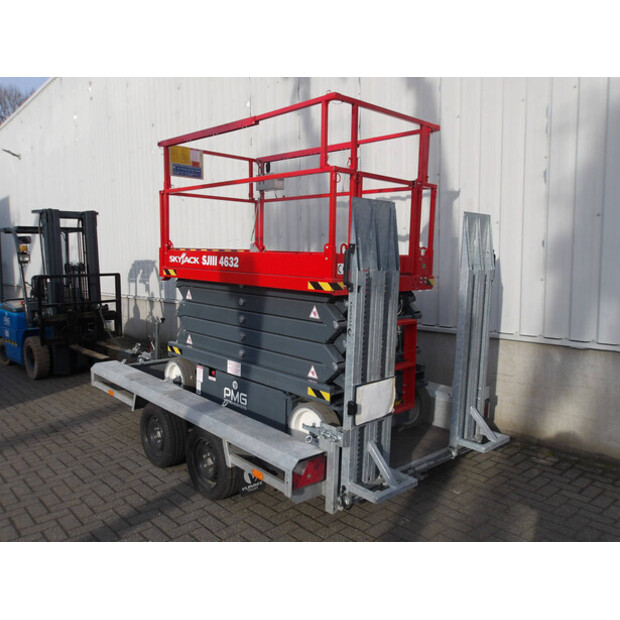 2014 سكايجاك SJ4632-45162877