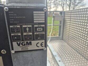 other-1410801-45166911