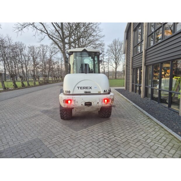 2004 تيريكس شيف-45166990