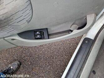 2006-renault-kangoo-1410841-45176356