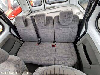 2006-renault-kangoo-1410841-45176358