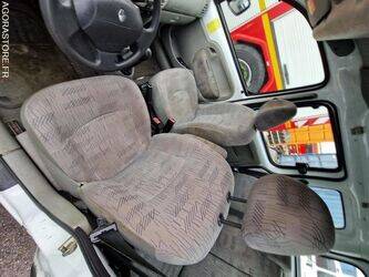 2006-renault-kangoo-1410844-45176390