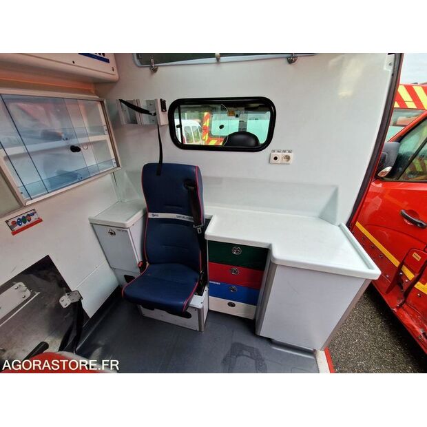 2010 Renault Master-45176429