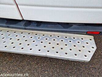 2010-renault-master-1410846-45176434