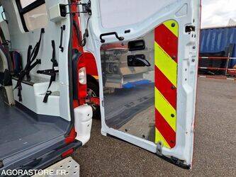 2010-renault-master-1410846-45176436