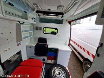 2009-renault-master-1410847-45176474