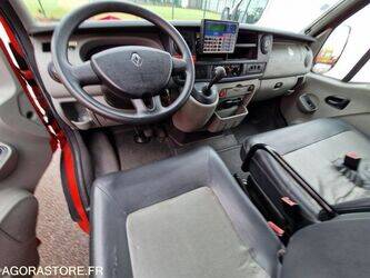 2009-renault-master-1410847-45176497