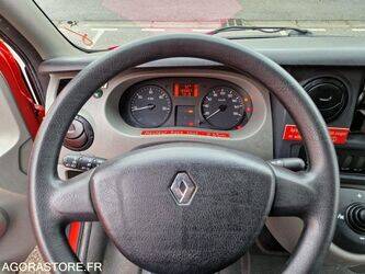 2009-renault-master-1410847-45176500