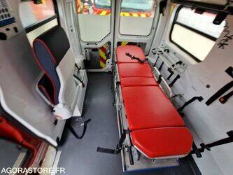 2012-renault-master-1410849-45176521