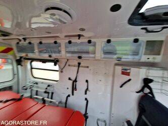 2012-renault-master-1410849-45176522