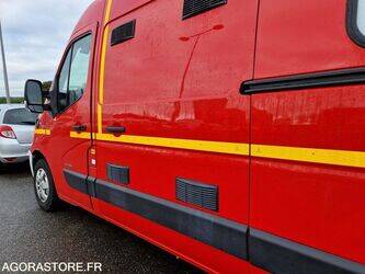 2012-renault-master-1410849-45176537