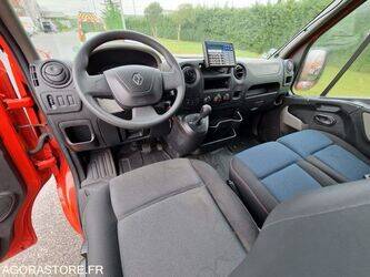 2012-renault-master-1410849-45176544