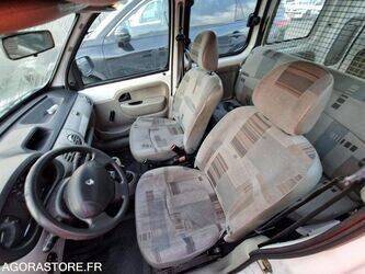 2006-renault-kangoo-1410854-45176605