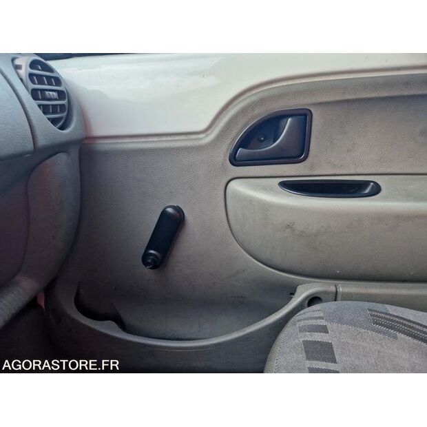 2006 Renault Kangoo-45176608