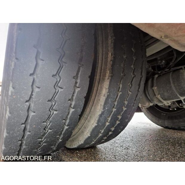 2001 Renault PREMIUM-45176664