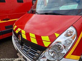 2016-renault-master-1410859-45176725