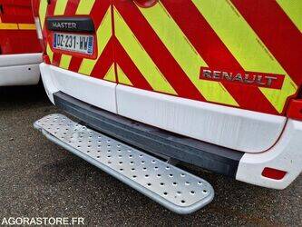 2016-renault-master-1410859-45176743