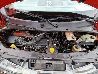 2016-renault-master-1410859-45176758